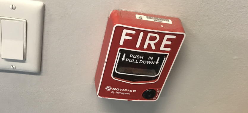 Picture of fire alarm taken by author