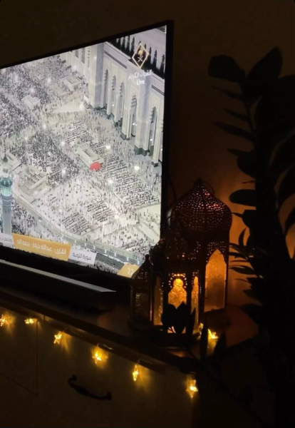 Photo of Salat al Taraweeh on the television on Ramadhan, taken by Fares Alghamdi